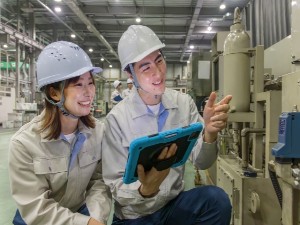 秋畑紙器株式会社 製造オペレーター／完休2日（土日）／定着率95％／転勤なし
