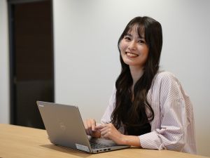 株式会社ウィルオブ・ワーク 月給27万円～／ネット銀行の電話対応・事務／年休125日