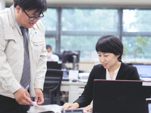北日本物産株式会社 事務スタッフ／未経験OK／毎年昇給あり・賞与年4カ月分