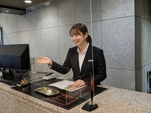 株式会社長岡三経観光 フロントスタッフ／未経験歓迎／賞与年2回／転勤なし／都内勤務
