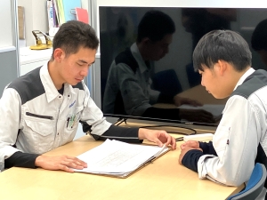 浦安工業株式会社(株式会社YUASAのグループ会社) 管工事施工管理／年休127日／定着率99％／自由度高い社風