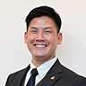 先輩社員