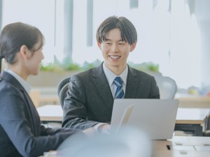 株式会社アステックペイント 事務（リーダー候補）／年休120日／月給32万円～／転勤なし