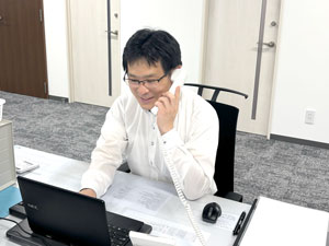 山二産業株式会社 総務（土日休み／残業月10h以内／創立72年の安定商社）