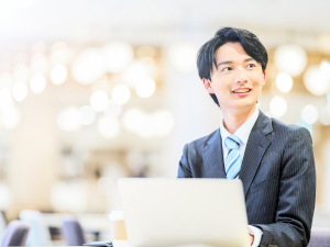 損害保険ジャパン株式会社(ＳＯＭＰＯグループ) お客さま第一の損害調査専門員／未経験歓迎／土日祝休／完休2日