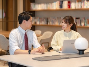 税理士法人レガシィ 主体的に進める専門事務／業務改善にも挑戦できる／業界最大手