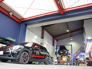 デポスト株式会社 Webソリューション法人営業／平均月収60万円／土日祝休み