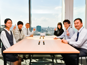 文化シヤッター株式会社【プライム市場】 賞与6.1月分実績／取付工事スタッフ／土日祝休／年休125日
