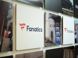 ファナティクス・ジャパン合同会社 EC担当・Webマーケティング担当／土日祝休み