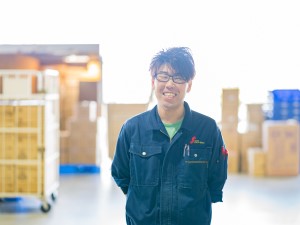 株式会社セイノースタッフサービス(セイノーホールディングスグループ) 物流倉庫の管理／未経験歓迎／年収380万円～／上場グループ