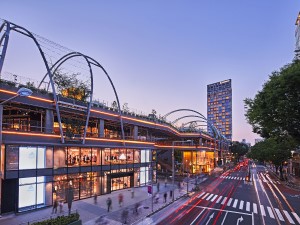 三井不動産ファシリティーズ株式会社(三井不動産グループ) 清掃スタッフ／年休120日以上／賞与あり／40～50代活躍