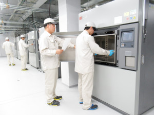 株式会社ワイケーシー(楠本化成グループ) 製品試験スタッフ（日勤）未経験OK／残業ほぼなし・土日祝休