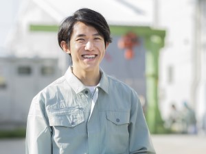 福山製紙株式会社(丸紅グループ) 紙の製造職／未経験歓迎／年間賞与229万円／年休120日以上