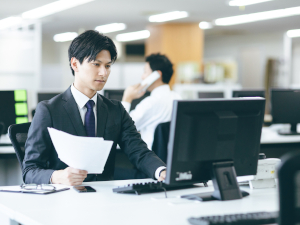 いすゞロジスティクス株式会社(いすゞグループ) 事務系総合職／未経験歓迎／賞与実績5.5ヵ月／年休121日