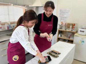 株式会社あじかん【スタンダード市場】 食品メーカーの販促企画／未経験歓迎／賞与年3回／広島勤務