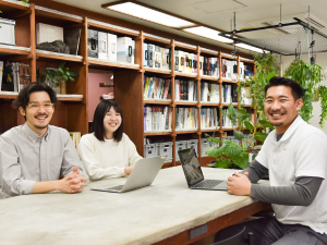 株式会社レクション 内装設計／平均年齢35歳／平均残業月10時間以下／土日祝休み