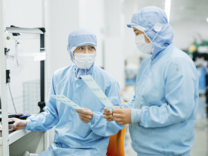 株式会社ＩＬファーマパッケージング 医薬品ラベルの加工スタッフ／栃木工場／残業ほぼ無／年休124