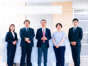 ナイガイ株式会社 営業職（セールスエンジニア）／年収450万円以上／年123休