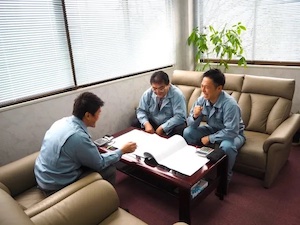 勝田産業株式会社 既存営業／未経験歓迎／公共案件多数／定着率100％／面接1回