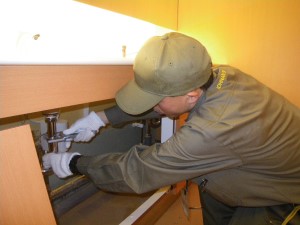 株式会社城南サービス 専門学校の設備管理／未経験歓迎／年休128日／賞与3.8カ月