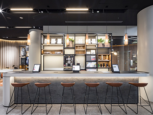 株式会社Ｂｌｉｃｋ 進行ディレクター／未経験歓迎／最大月給50万円／賞与4カ月可