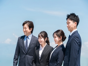 株式会社ベストワン 人材派遣の法人営業／月給35万円～