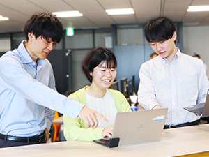 株式会社アドバンスソフト SE職（IT・電力インフラ）未経験OK／転勤無／年休122日
