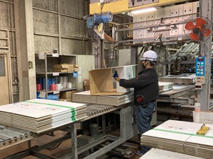 株式会社ミヤザワ　段ボール事業本部 機械オペレーター／未経験歓迎！／車通勤可／年間休日126日