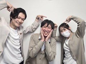 株式会社ディーシーエム 携帯アドバイザー／未経験歓迎／年休123日／有給消化100%