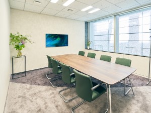 株式会社港開発 不動産の経理職／業界未経験歓迎／年収900万円以上