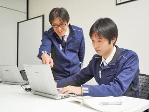 株式会社首都圏物流 経理／業種未経験歓迎／残業ほぼなし／賞与年2回