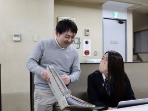 株式会社碓井 ファッションレザーの提案営業／未経験者歓迎／年間休日120日