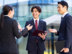 株式会社メラマック 食器メーカーの営業／年休128日／残月5hほど／飛び込みなし