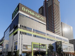 ロイヤルホームセンター株式会社(大和ハウスグループ) 店舗スタッフ／未経験歓迎／年休122日／福利厚生充実