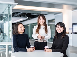 テラル株式会社 メーカーの経理職／年収420万円～／年休123日以上