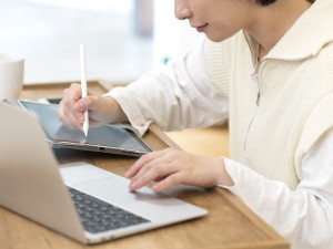 デジタル職人株式会社 アニメーター／月給27万円以上／フルリモートでアニメを仕事に