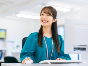 サンテックパワージャパン株式会社 人事アシスタント／月給25万円以上／土日休み／リモートあり