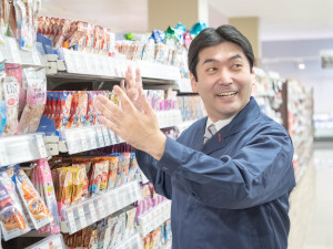 株式会社ヤオコー 店長のサポート職／50代以上活躍中／お昼から出勤／手当充実