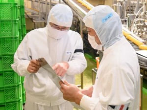 株式会社あじかん【スタンダード市場】 食品製造管理／未経験歓迎／年休120日／賞与6.1カ月