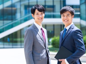 エアロトヨタ株式会社(トヨタグループ) 官公庁営業（行政支援）／未経験歓迎／年休122日／高い定着率