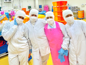 有限会社イズミフーズ 食品製造作業員／入社祝金5万円／家族手当など充実／日勤のみ