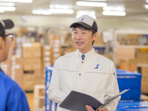 シモハナ物流株式会社（尾張一宮営業所） 倉庫内スタッフ／未経験歓迎／賞与年3回／月収40万円可
