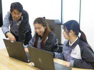 株式会社ディーアクト(ダイハツグループ) 調達／未経験歓迎／賞与5カ月分／年休121日／残業月20h