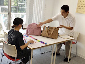 株式会社リミックストレーディング 営業職／未経験OK／年間休日120日／月給25万円～