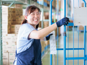 株式会社サンファミリー オープニング募集／倉庫作業／日曜休／週2日3時間から勤務OK