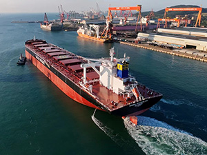 シーエムビー・ジャパン株式会社 総務／年俸460万～540万円／年休120日以上／土日祝休み