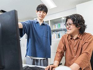 ラクラス株式会社(パーソルグループ) システム導入エンジニア／基本在宅／未経験歓迎／月給33万円～