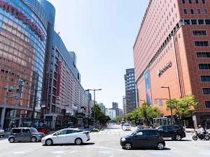 株式会社グローバル・リンク・コミュニケーション 土日祝休み残業ほぼなし！未経験者OK！天神駅から徒歩2分
