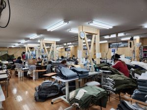 有限会社アパレルナンバ 縫製職／残業5h以下／未経験からハイブランドを手掛ける
