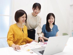 株式会社エムズサイエンス 通販会社の自社デザイナー／年休120日／土日祝休／残業月5h